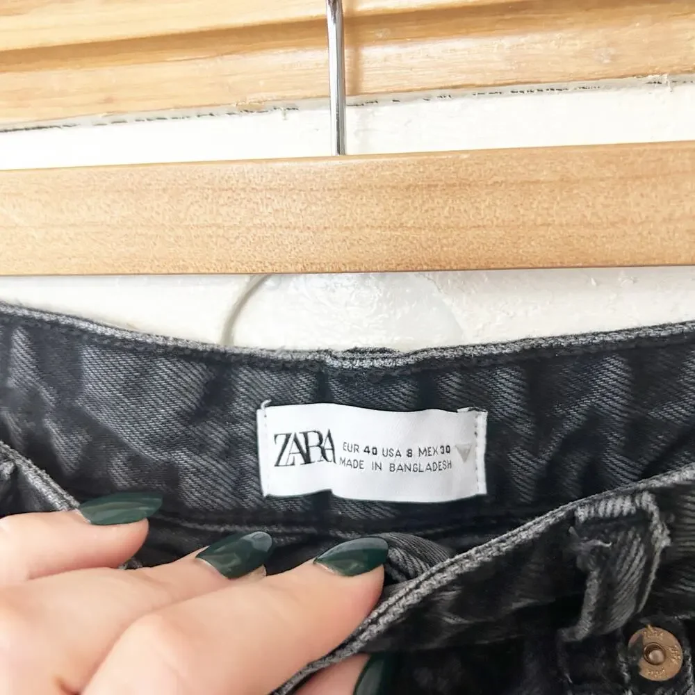 Zara High Waisted Black Wide Leg Jeans Frayed Hem Raw Edge Denim Size 8